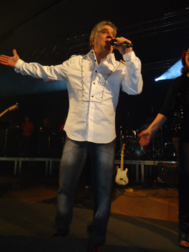 Show em Cascavel-PR 12/11/2011 - Foto DSC00041