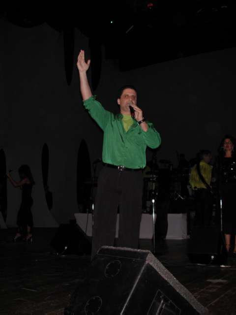 Foto 093 - Apresentação ao Vivo